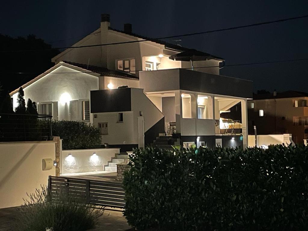 Apartman Niko Malinska Esterno foto