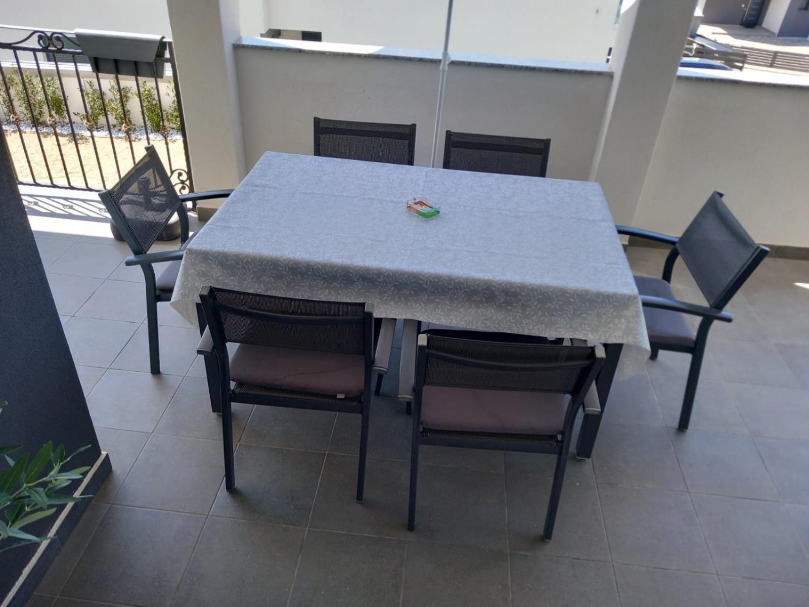 Apartman Niko Malinska Esterno foto