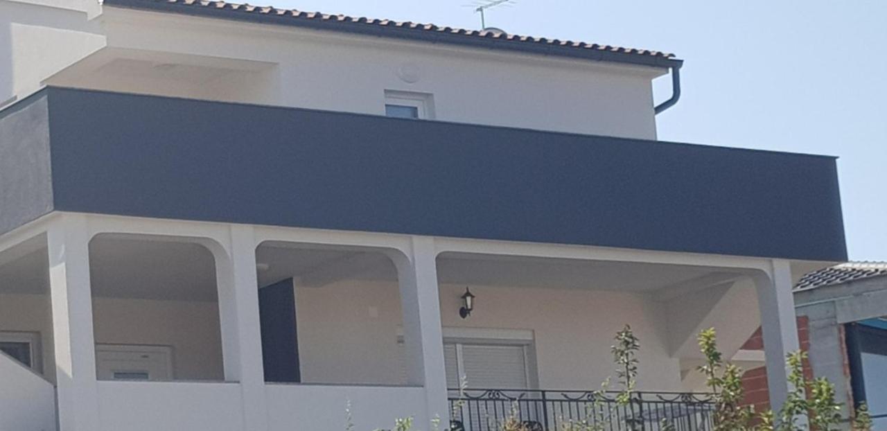 Apartman Niko Malinska Esterno foto